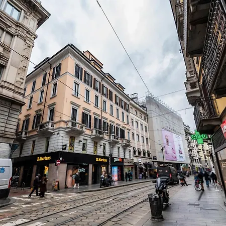 아파트 Luxury Via Torino Piazza Duomo 2 Pax Wi-fi