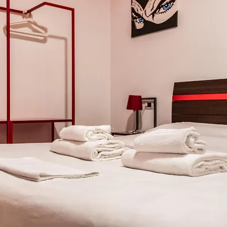 Luxury Via Torino Piazza Duomo 2 Pax Wi-fi 밀라노